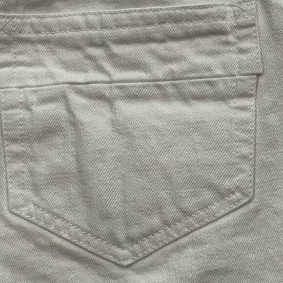 MARC JACOBS WHITE DENIM BERMUDA SHORTS - 100% Cotton  MADE IN USA  EUC - SIZE 10 - Picture 7 of 12